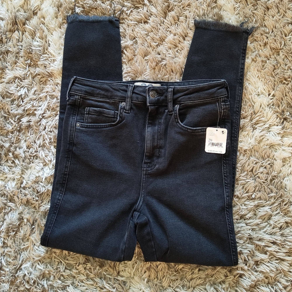 NWT We the Free Free People Frayed Hem Jegging Black - Picture 2 of 6